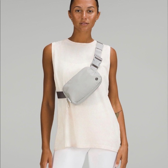 LULULEMON EVERYWHERE BELT BAG